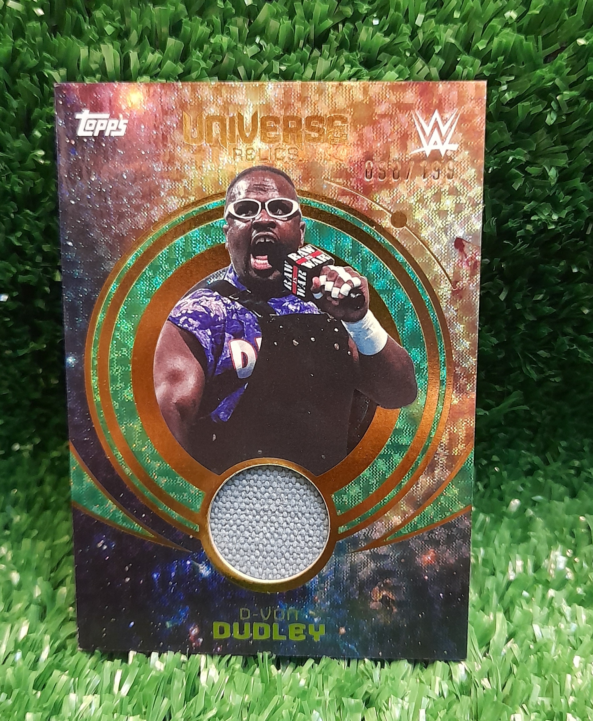 Carta D-Von Dudley Universe Relics Topps Parche