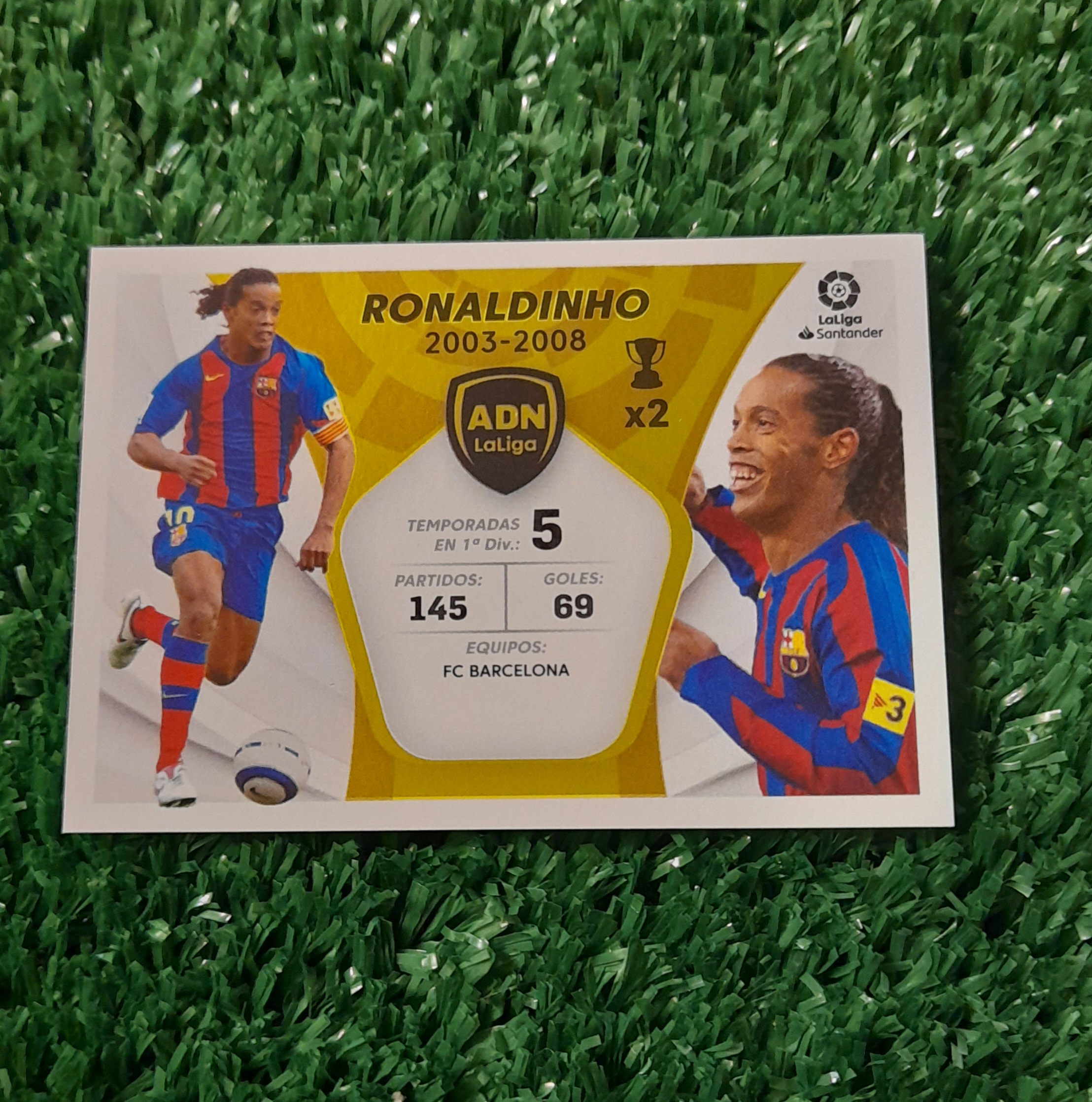 Lamina Ronaldinho Barcelona Liga Española 21-22 Panini #426