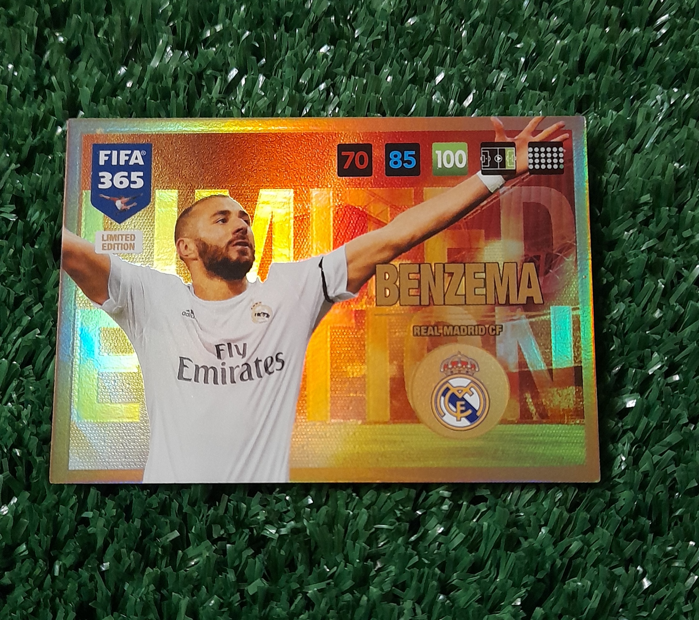 Carta Karin Benzema Real Madrid Fifa 365 Panini Limited Edition