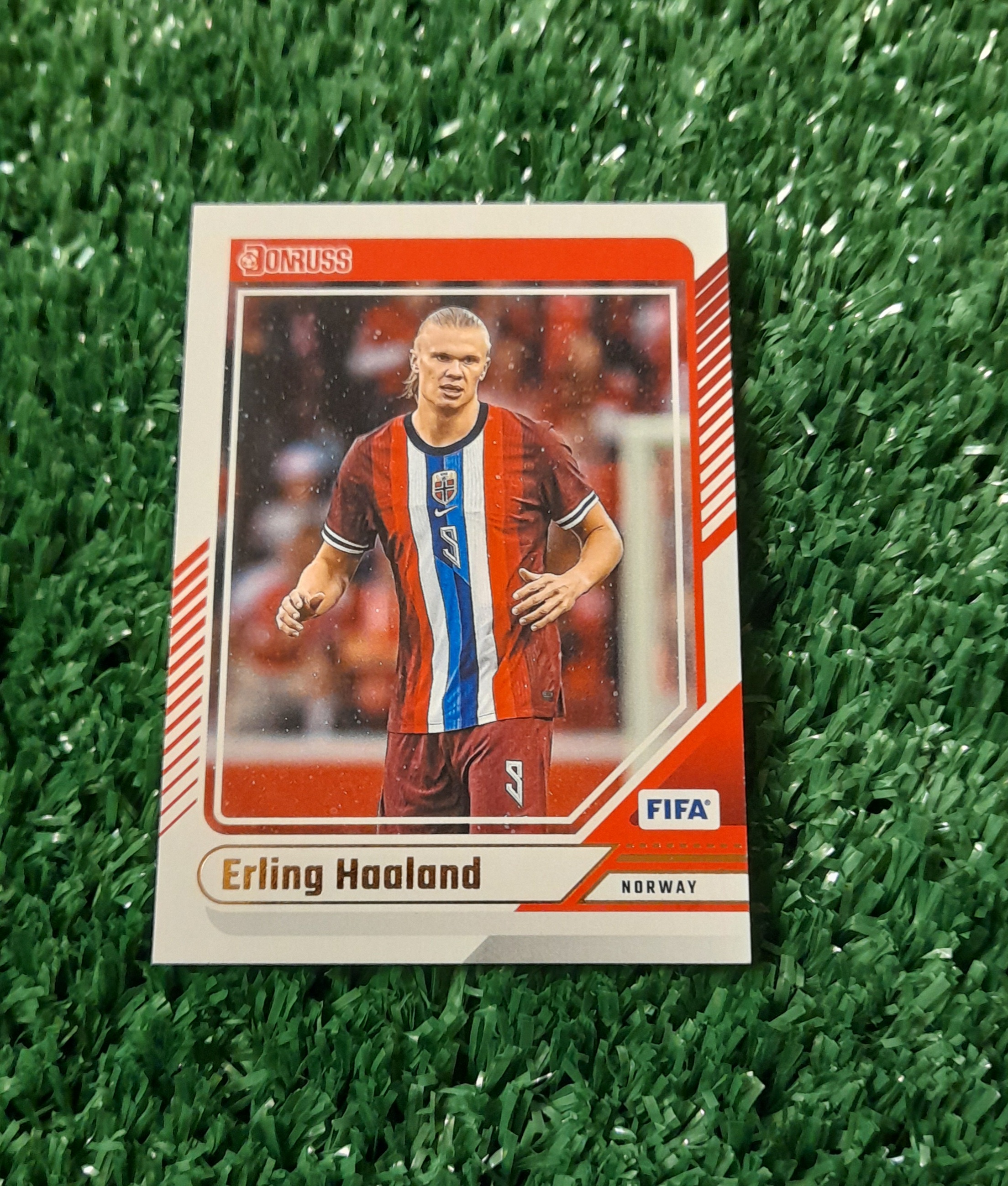 Carta Erling Haaland Noruega Donruss 24-25 Panini BASE