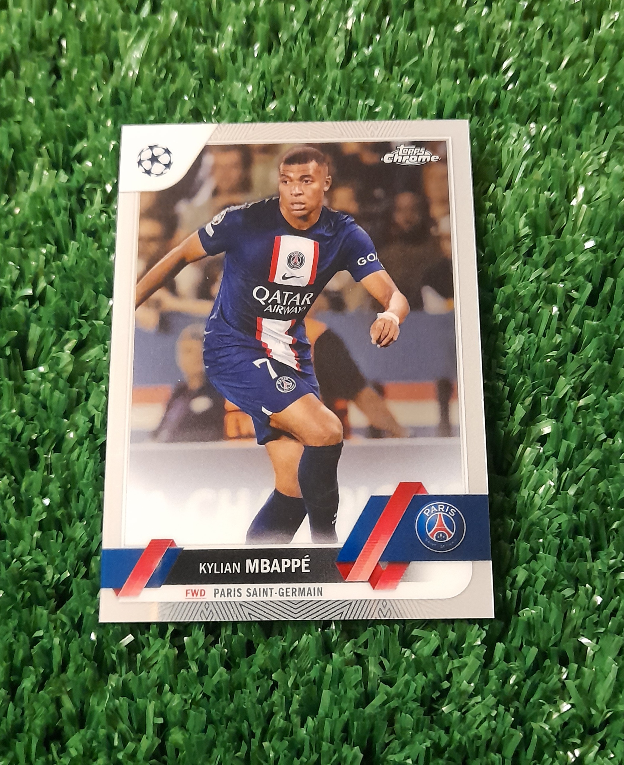 Carta Kylian Mbappe PSG Topps Chrome Refractor 2023