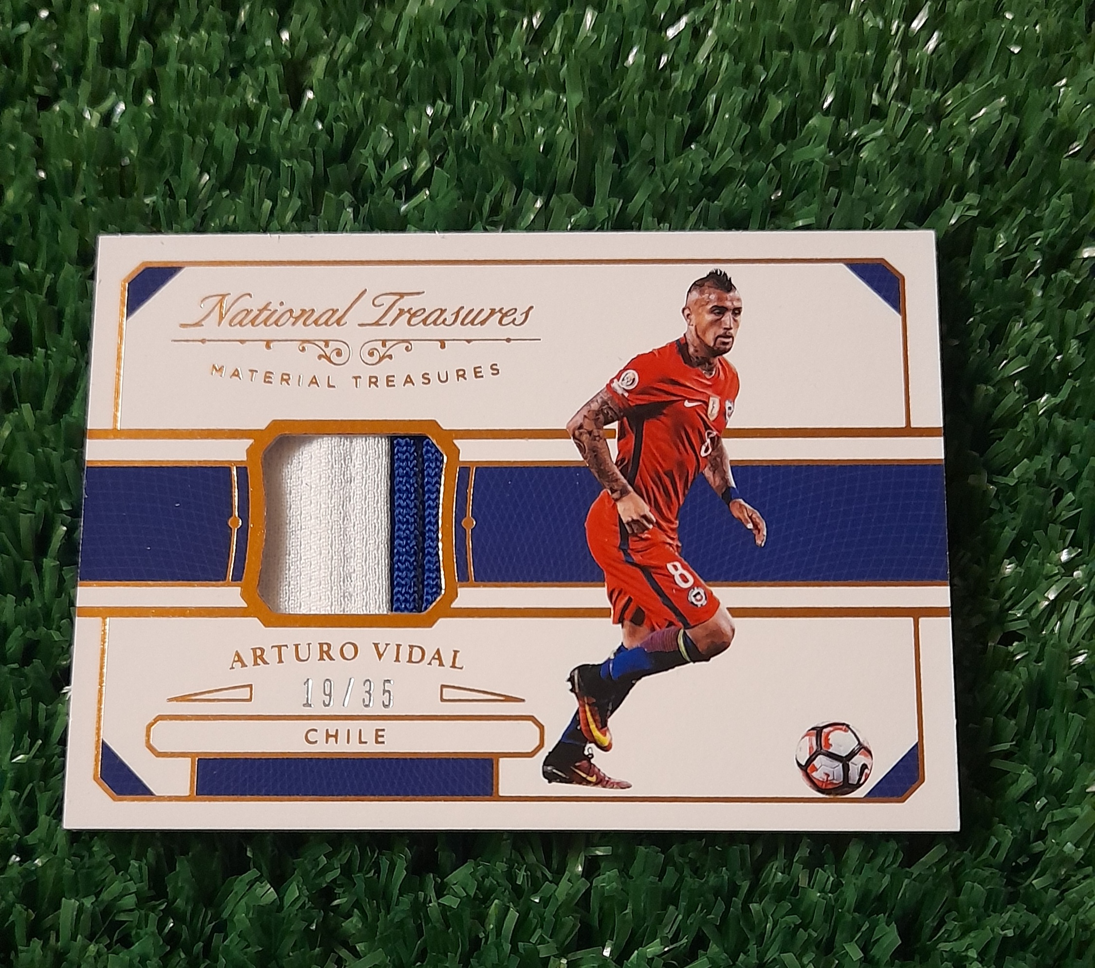 Carta Arturo Vidal Chile National Treasures 2018 Panini /35