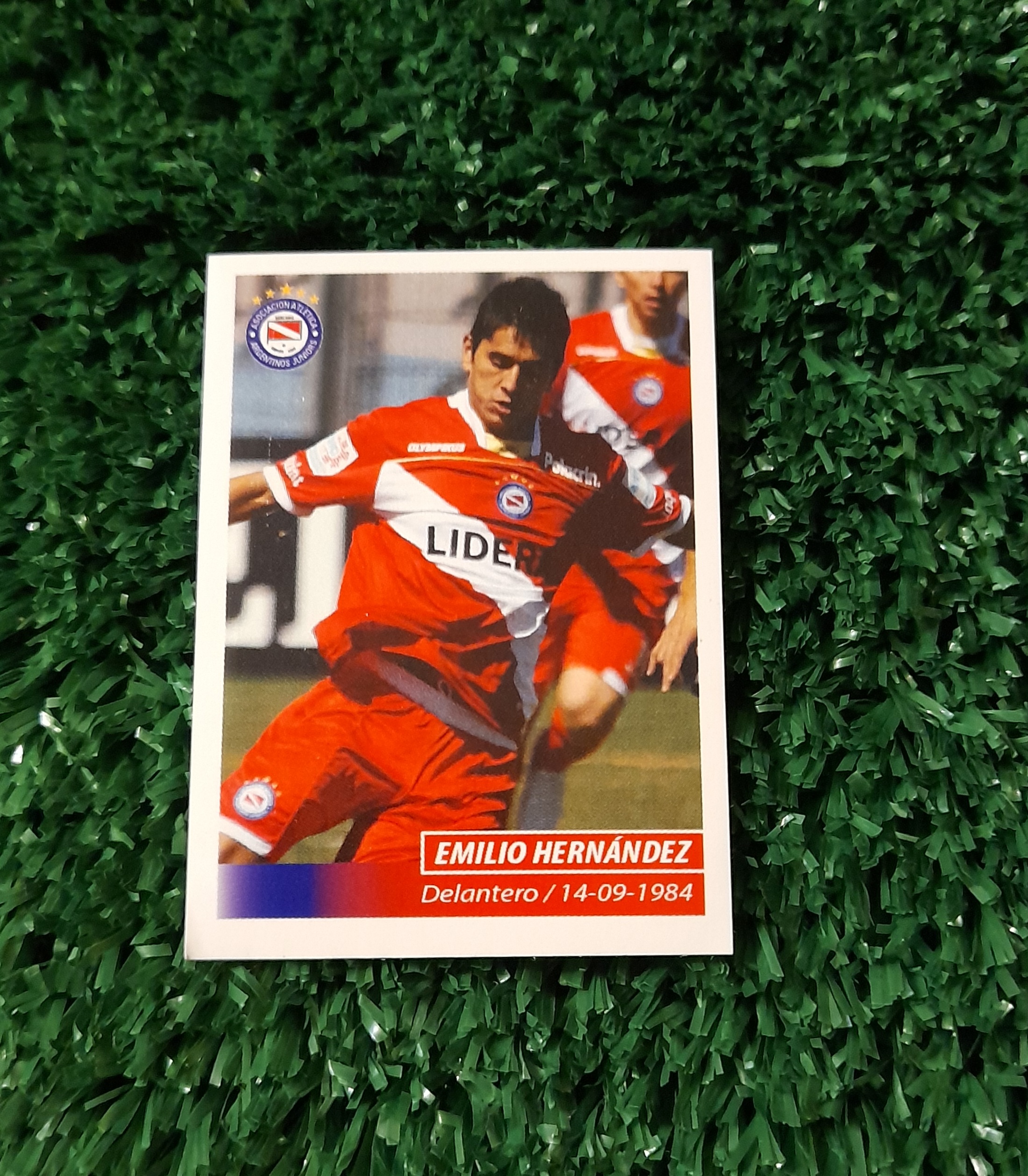 Lamina Emiliano Hernandez Argentinos Jrs Futbol Argentino 2011 Panini #37
