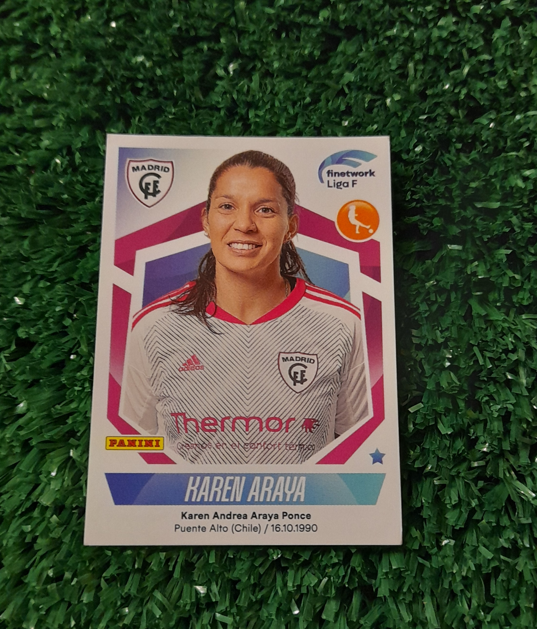 Lamina Karen Araya Madrid Liga Española 22-23 Panini #215