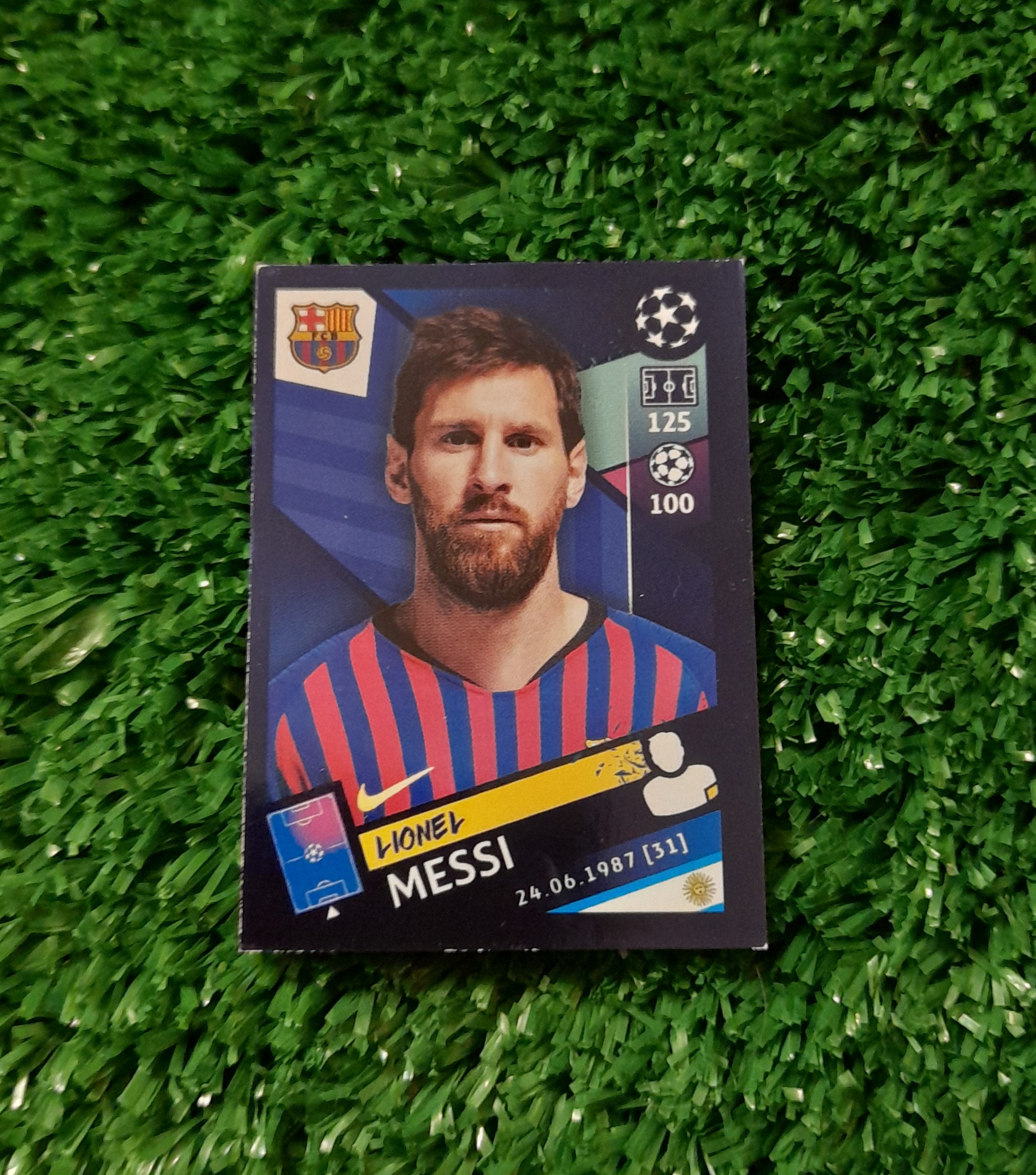 Lamina Lionel Messi Barcelona Champions 18-19 Topps #5
