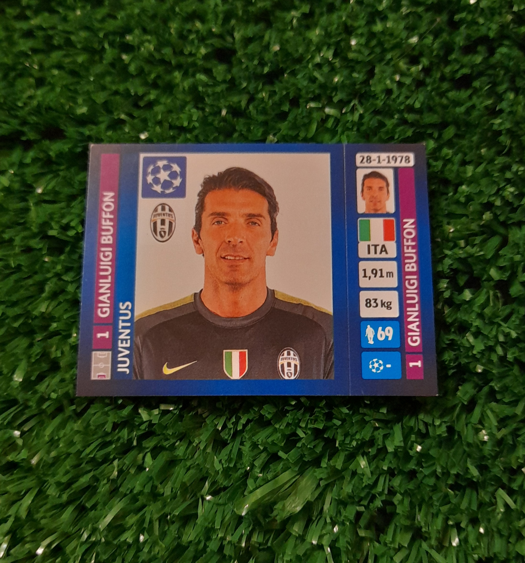 Lamina Gianluigi Buffon Juventus Champions 14-15 Panini #99