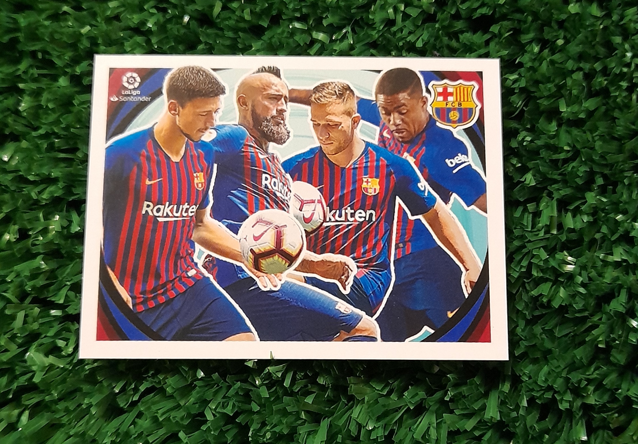 Lamina Arturo Vidal Barcelona Liga Española 18-19 Panini #62