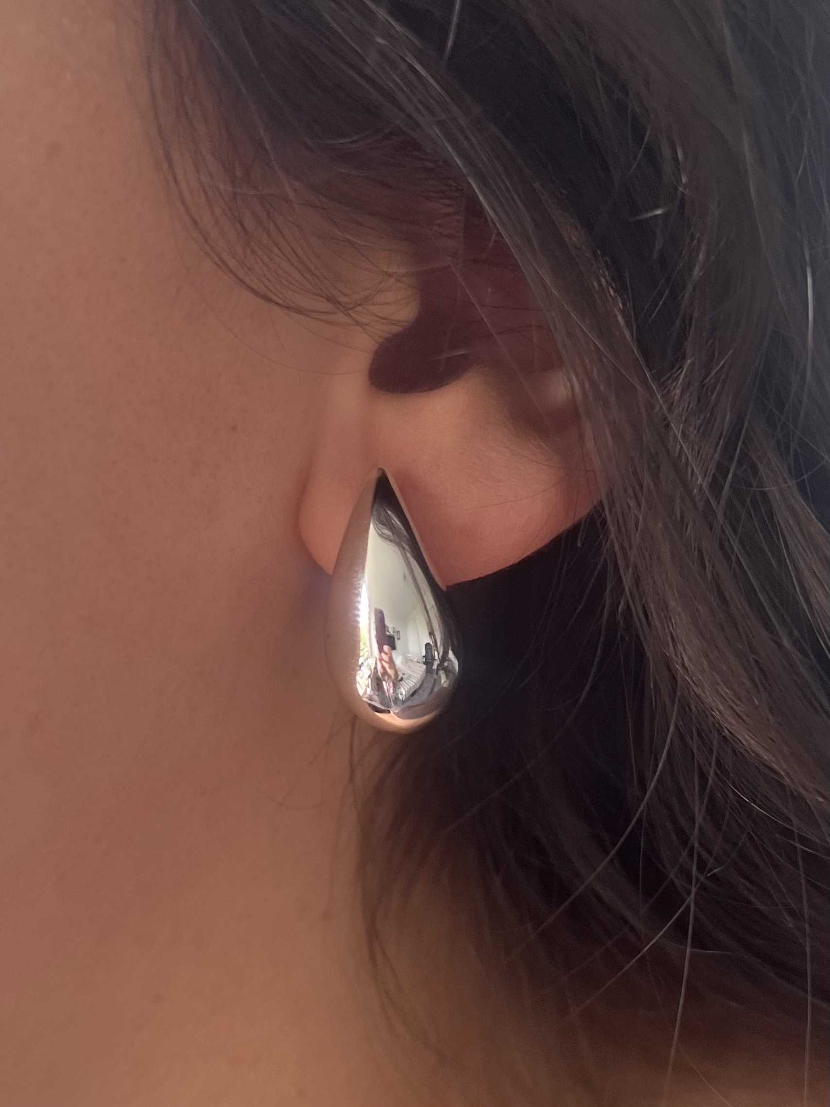 Aros gota chicos plateados 