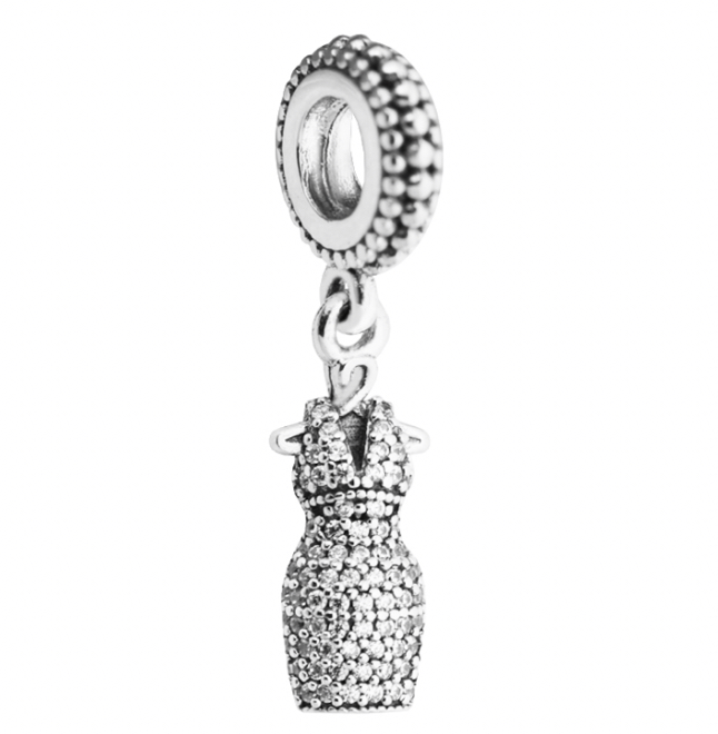 Charms vestido deslumbrante