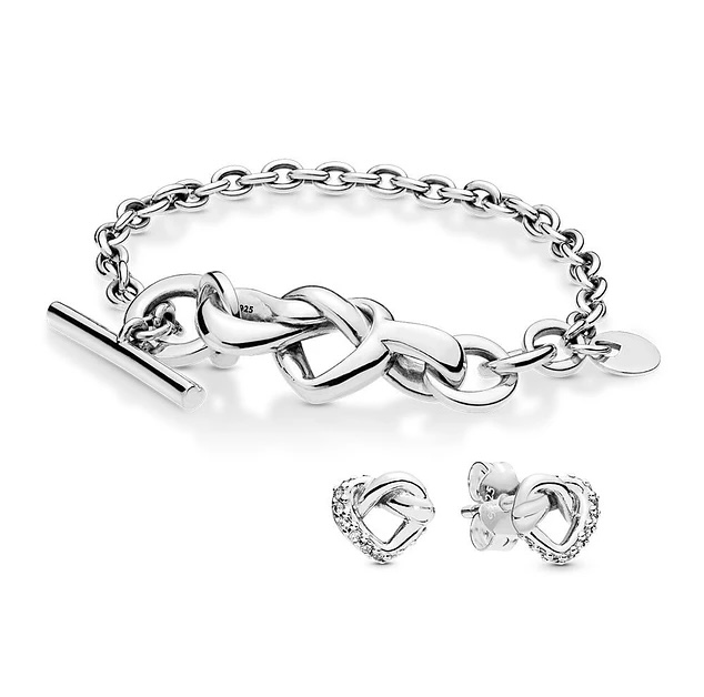 Conjunto Corazón anudado