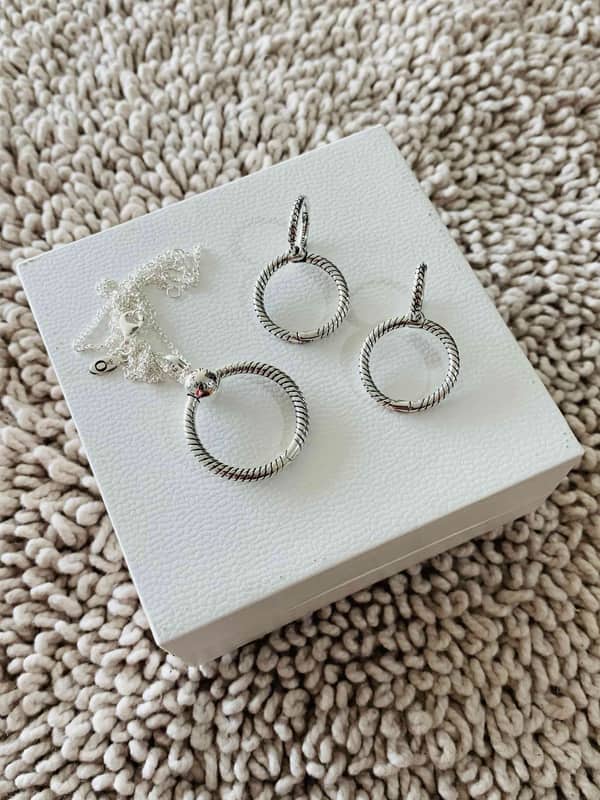 Conjunto Moments Doble Para Charms