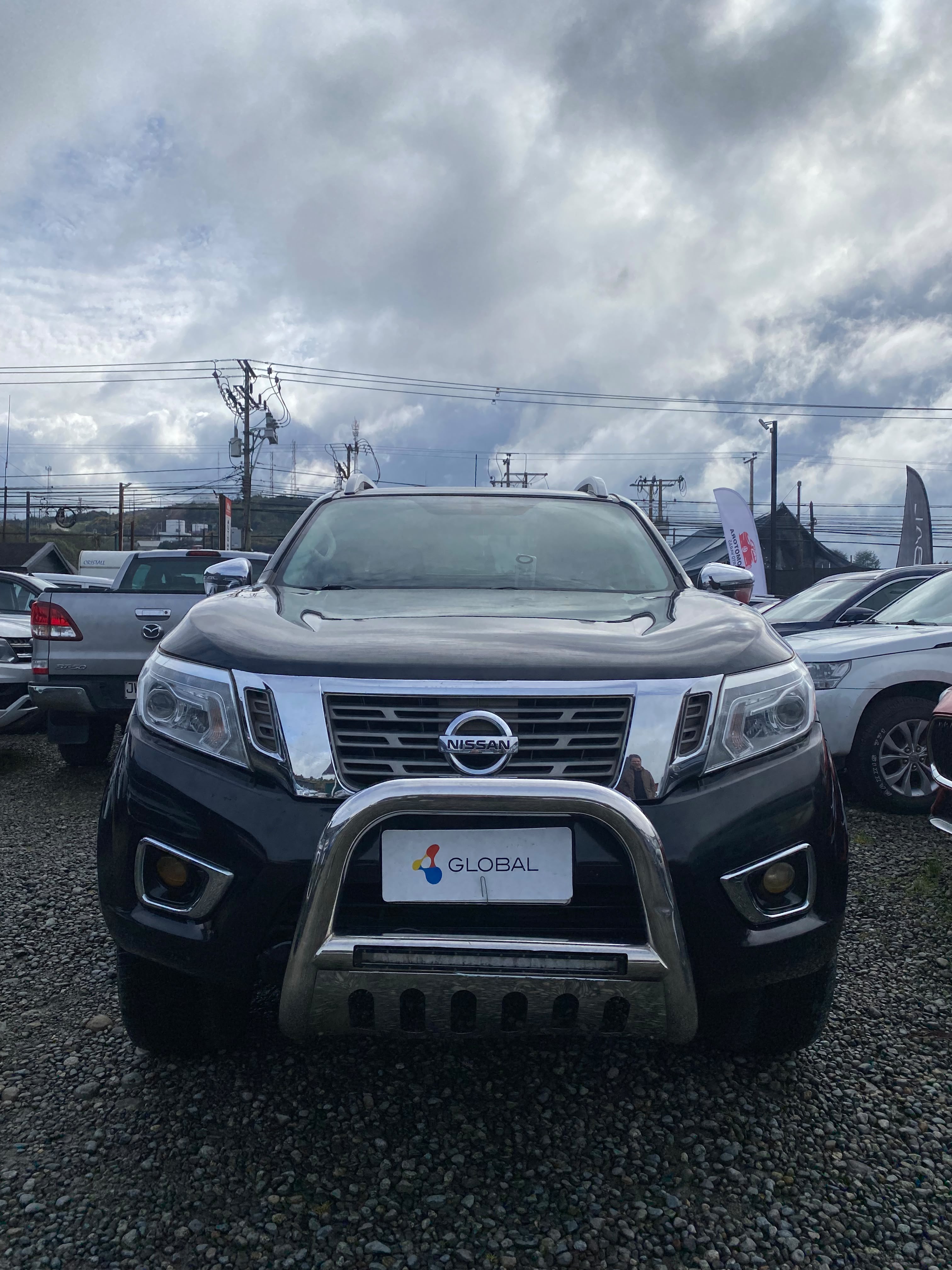 NISSAN NP 300 LE