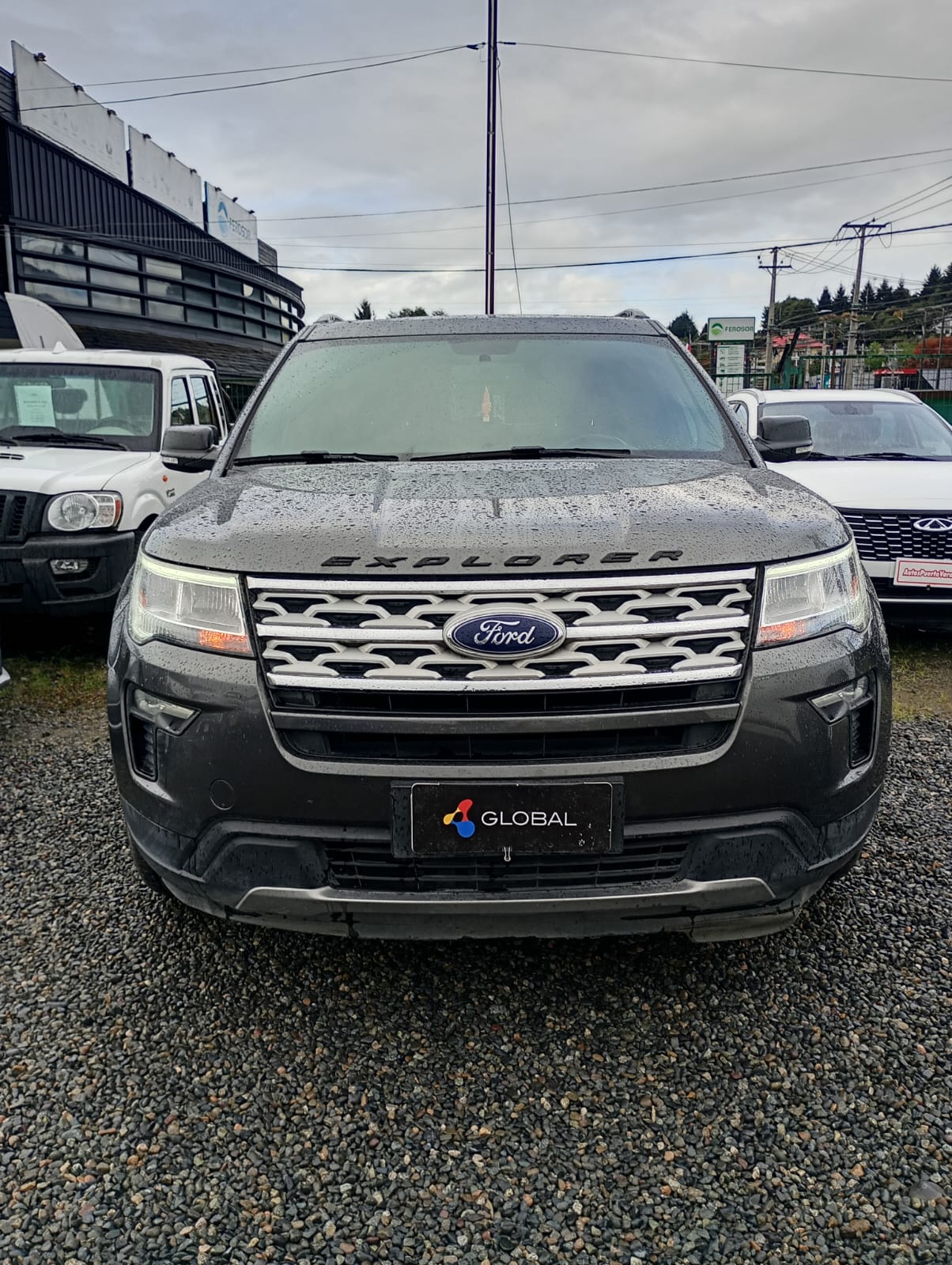 FORD EXPLORER XLT 2019