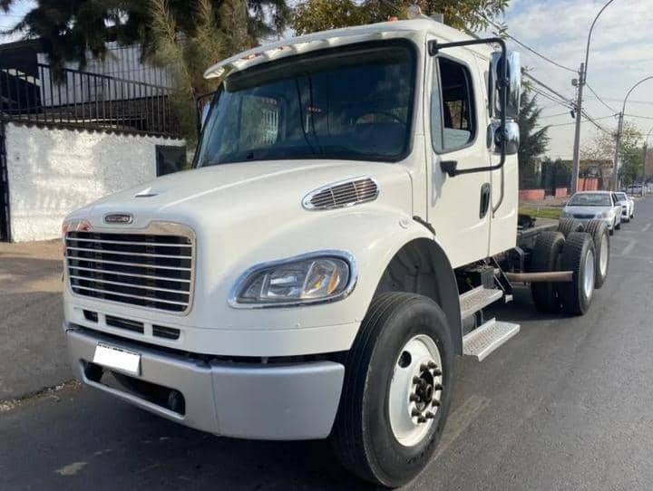 FREIGHTLINE M2 106 2016 