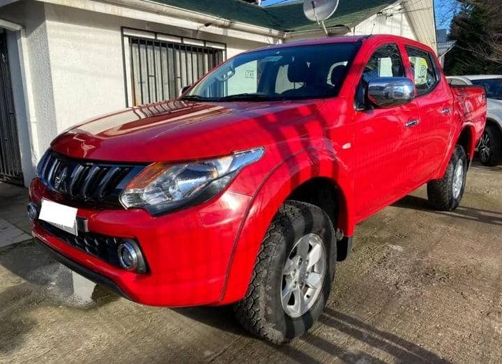 MITSUBISHI L200 4X4 2017 