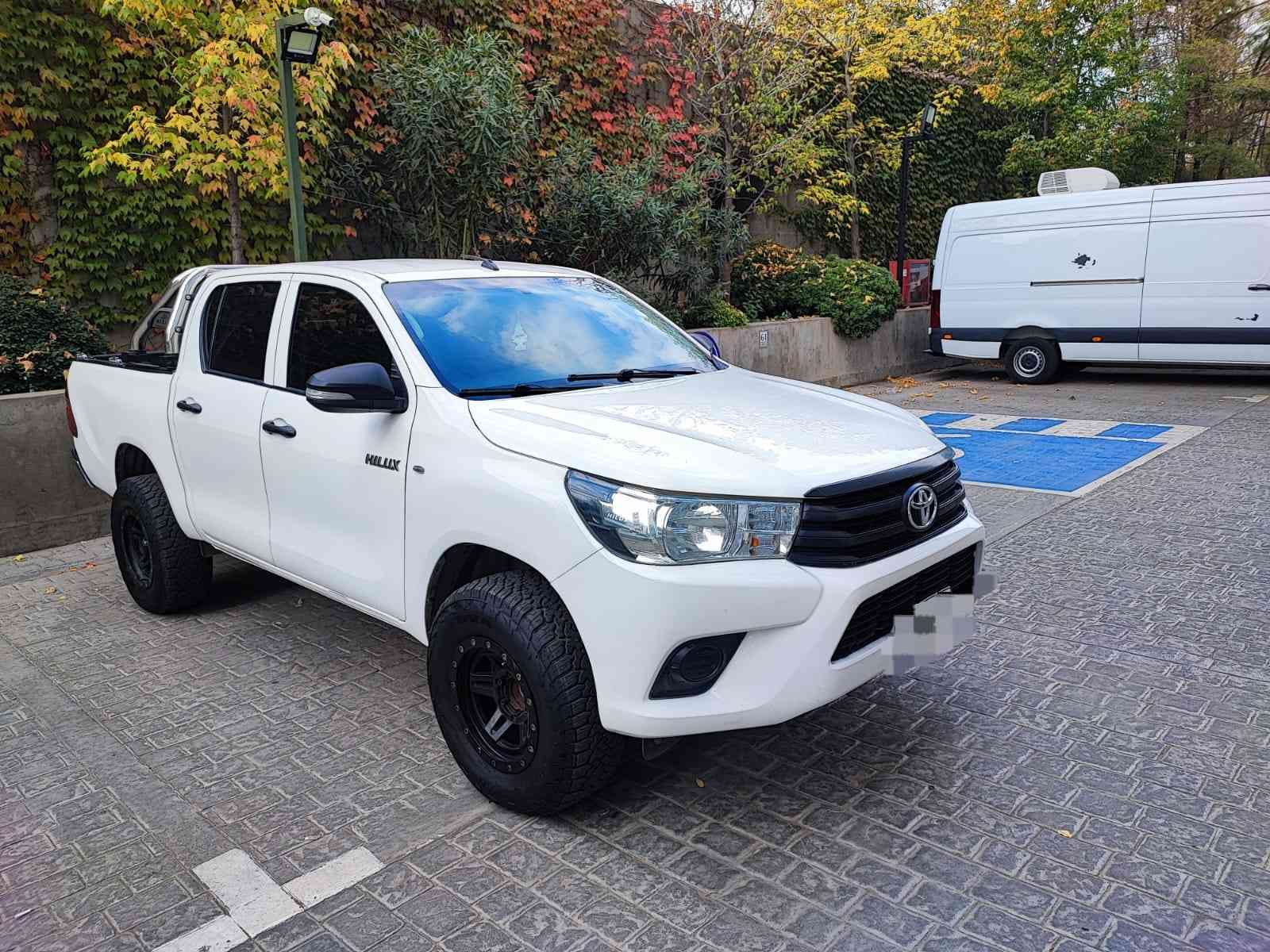 TOYOTA HILUX 2.4 DX 2019