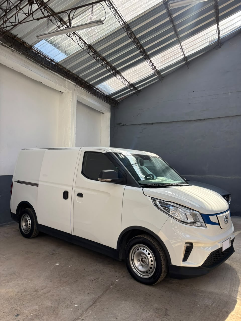 MAXUS E DELIVER 3 AUT 2024