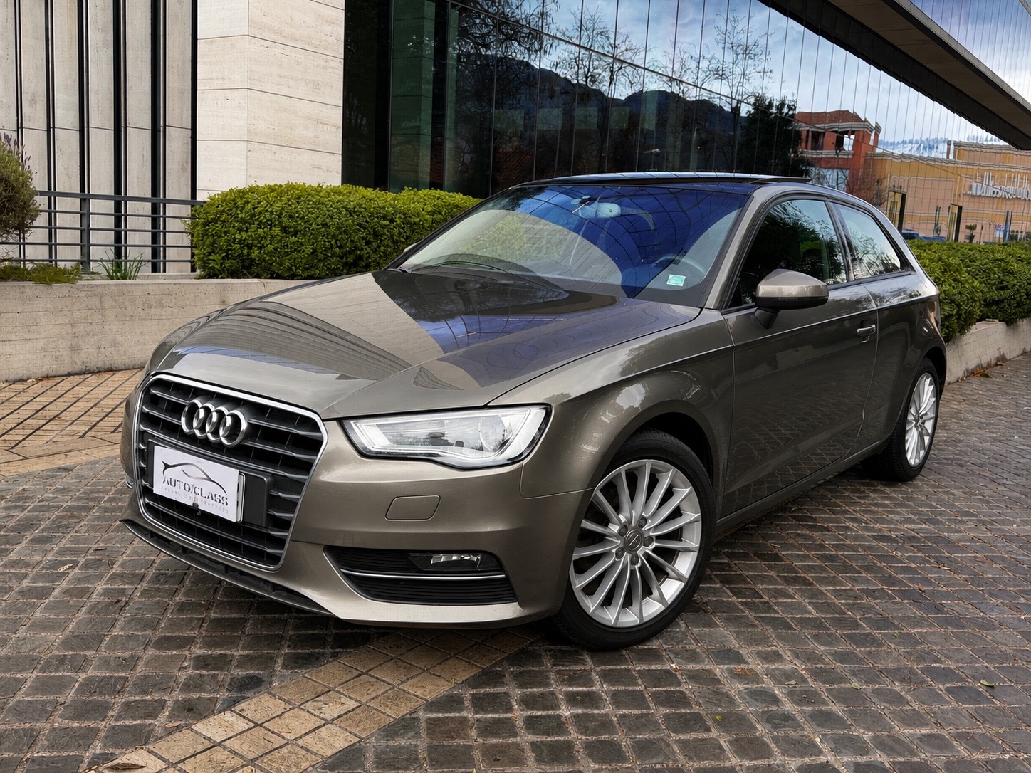 Audi A3 1.4 TFSI S-TRONIC AT 2014