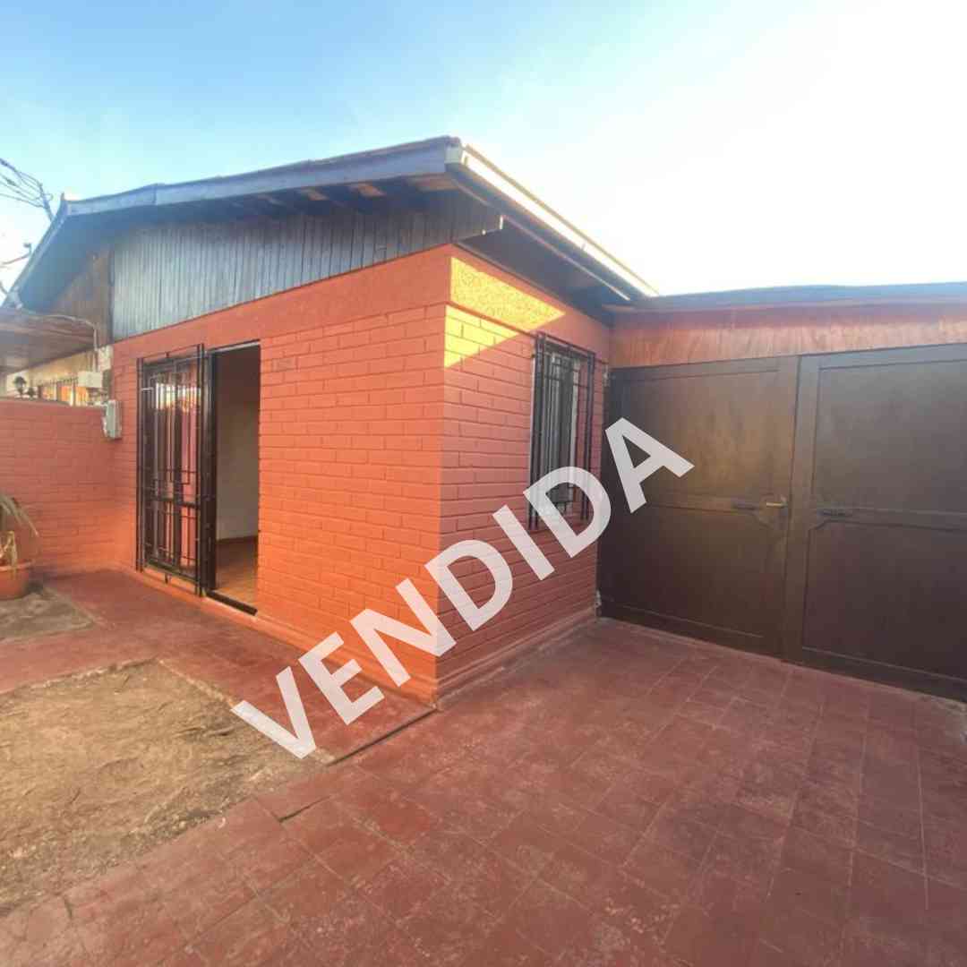 CASA EN  LA GRANJA 